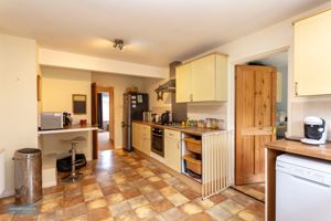 Kitchen- click for photo gallery